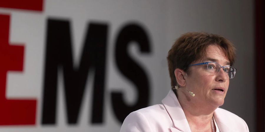 Bei der Ems-Chemie, dem Unternehmen der SVP-Nationalrätin Magdalena Martullo-Blocher, sank der Gewinn das zweite Jahr in Folge. (Archivbild)