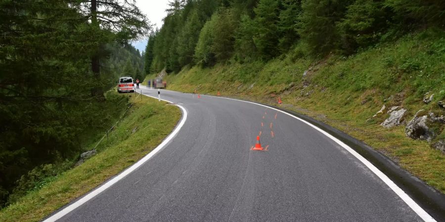 Verletzter Motorradfahrer nach Selbstunfall