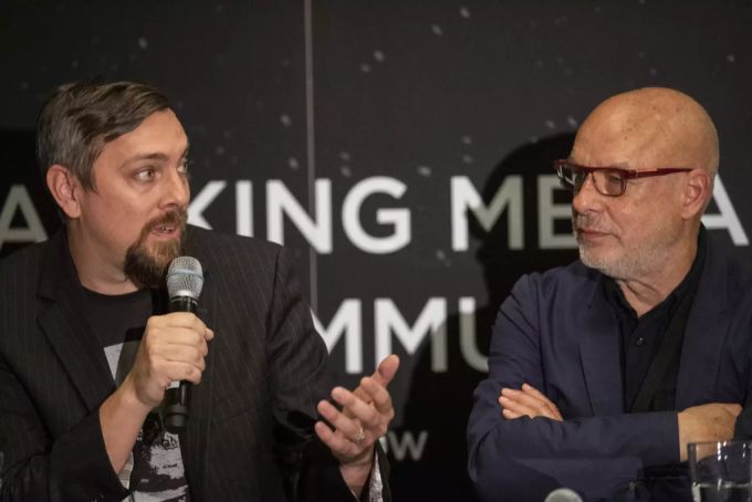 Im Gegensatz zu Elon Musk waren die beiden anderen «Stephen Hawking Medal»-Gewinner Todd Douglas Miller (l.) und Brian Eno schon am Montagmorgen in Zürich vor Ort. Elon Musk