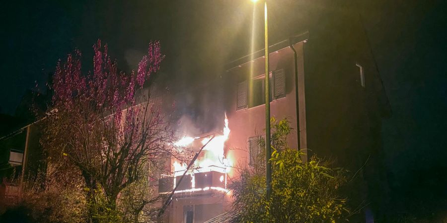 Brennender Balkon