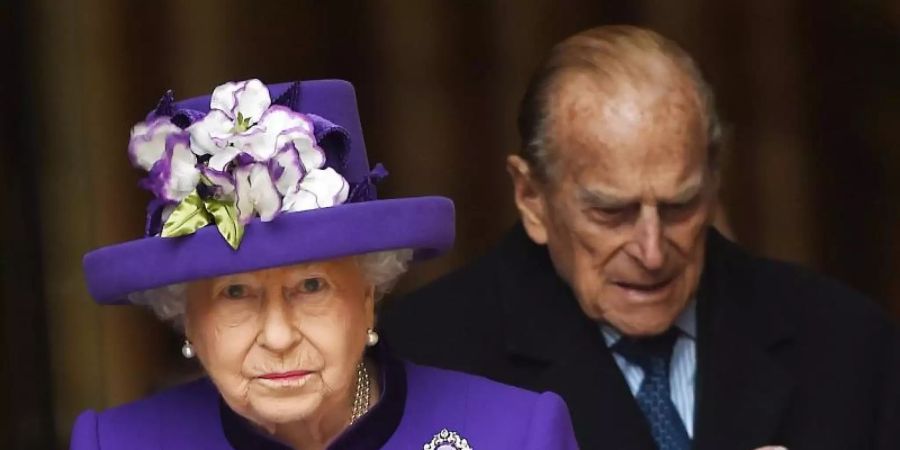 Königin Elizabeth II. und Prinz Philip sind nicht nach Sandringham gereist. Foto: Andy Rain/EPA/dpa