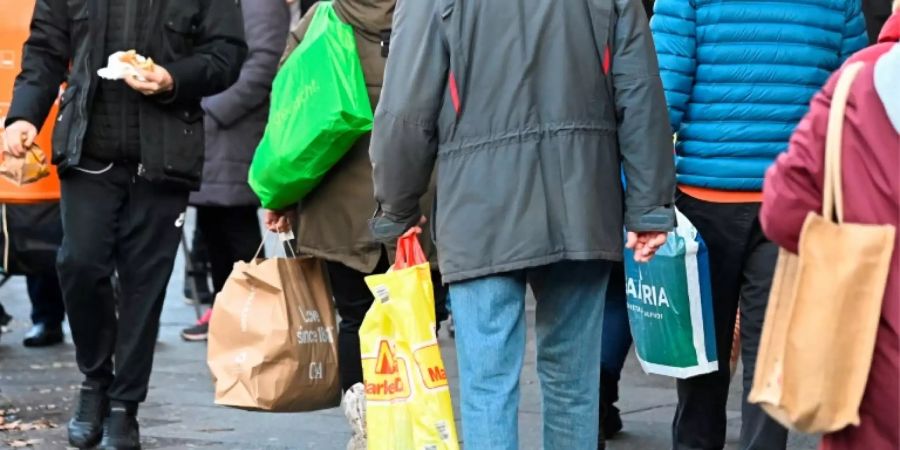 Kontaktloses Bezahlen etabliert sich weiter