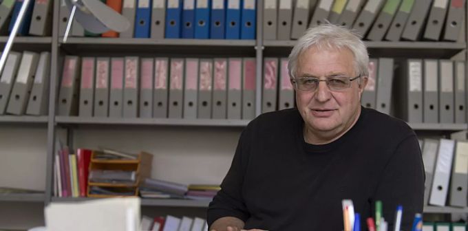 Tom Forrer, Gründer und Verlagsleiter des Basler Lenos Verlags. Lenos