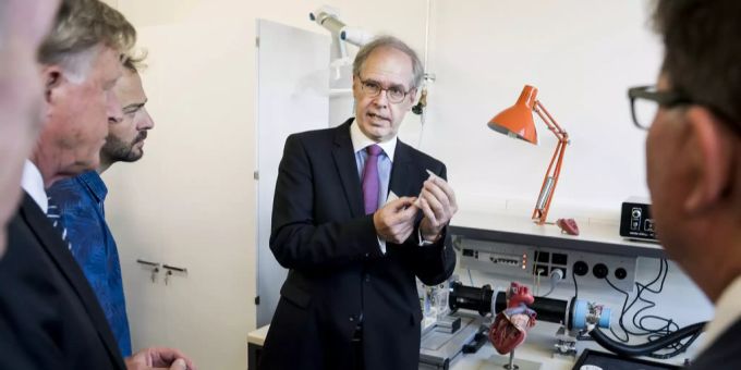 Statt Hirslanden - Thierry Carrel wechselt an Unispital Zürich