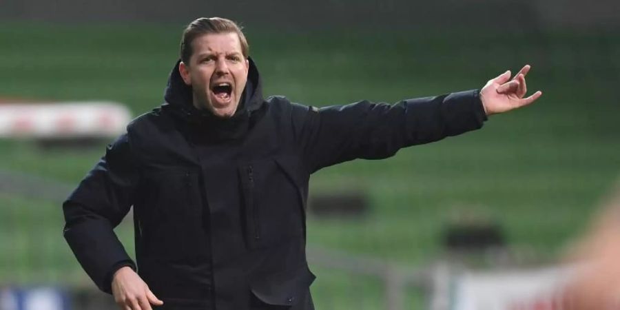 Werder-Trainer Florian Kohfeldt war nach der Heimniederlage angefressen. Foto: Carmen Jaspersen/dpa