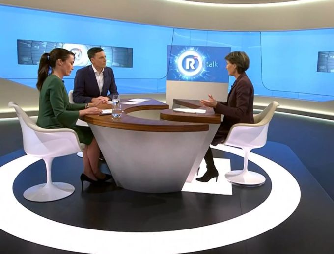 Bundespräsidentin Simonetta Sommaruga diskutierte in der «Rundschau» mit Nicole Frank und Dominik Meier. Simonetta Sommaruga Coronavirus