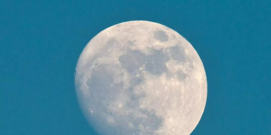 Dass der Mond grundsätzlich einen Einfluss auf den Menschen haben könnte, ist für Wissenschaftler Christian Cajochen naheliegend. Foto: Patrick Pleul/dpa-Zentralbild/dpa