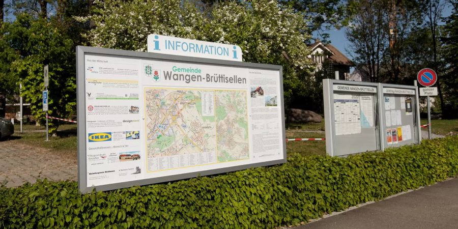 Info-Aushang der Gemeinde Wangen-Brüttisellen.