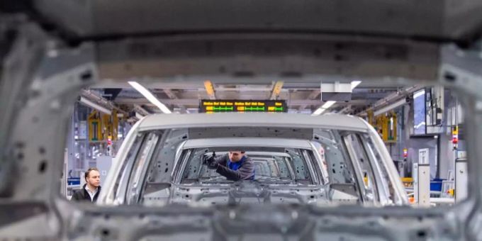 Bis 2030 - VW will mehr als 35'000 Stellen abbauen