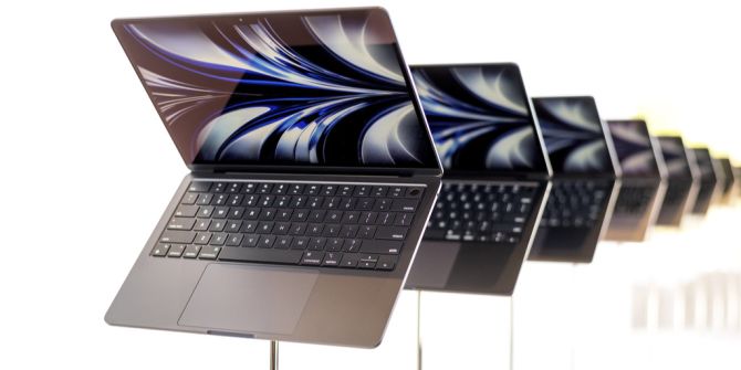 Apple MacBook Air M5