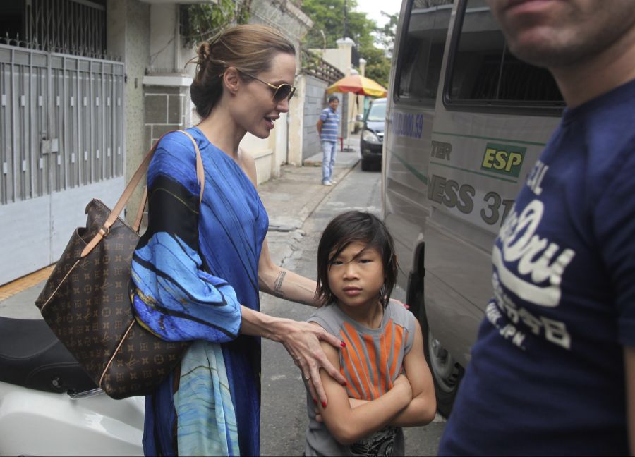 Für erste Fotos von Pax, den Angelina Jolie und Brad Pitt in Vietnam adoptierten, zahlte das «People»-Magazin zwei Millionen Dollar.