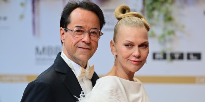 jan josef liefers anna loos