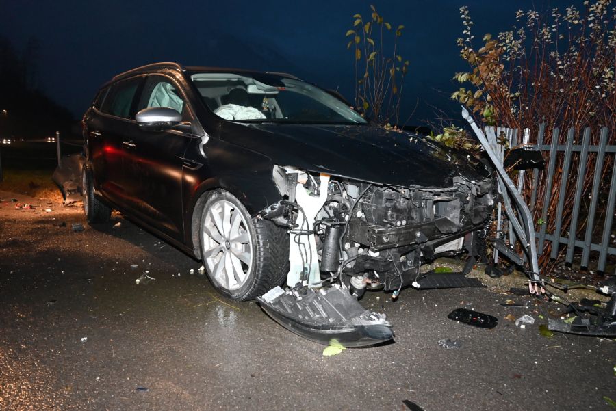 Bei der Kollision entstand Sachschaden.