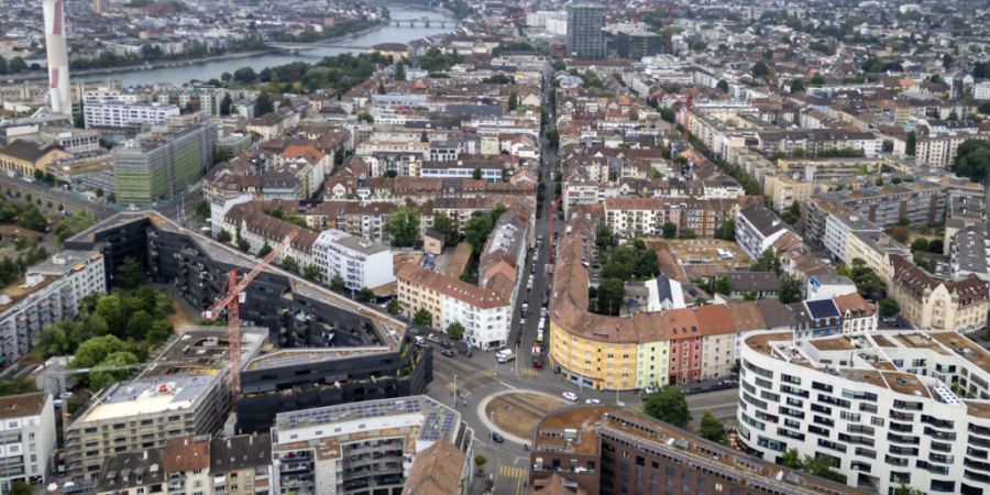 Basel-Stadt wächst gemäss statistischen Berechnungen im Jahr 2050 auf rund 232'000 Menschen - sofern die geplanten Arealentwicklungen dann abgeschlossen sind. (Archivbild)