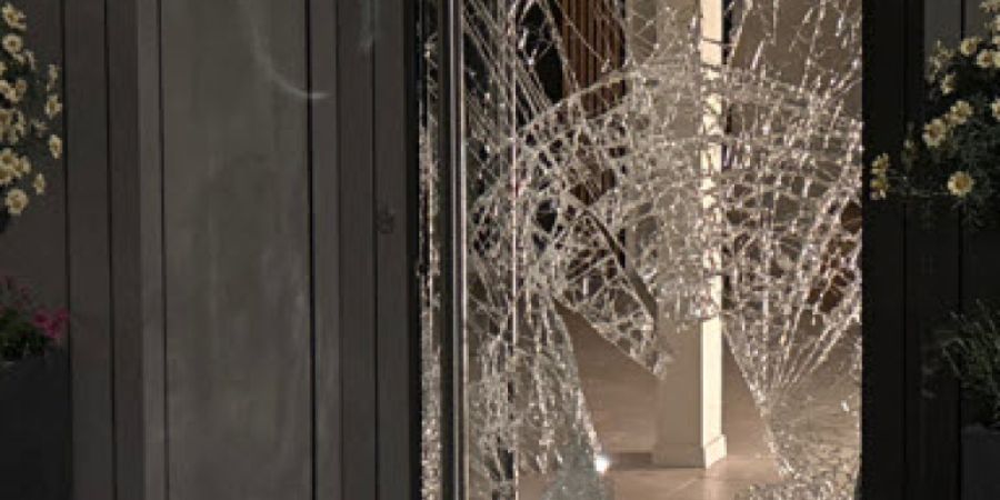 Ein 16-Jähriger konnte in Glarus nach einem Einbruch gefasst werden.