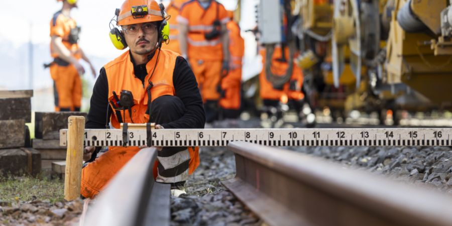 Aufgrund von Erneuerungsarbeiten der SBB kommt es im Kanton Freiburg in den nächsten Wochen zu Bahnbetriebsstörungen. (Symbolbild)