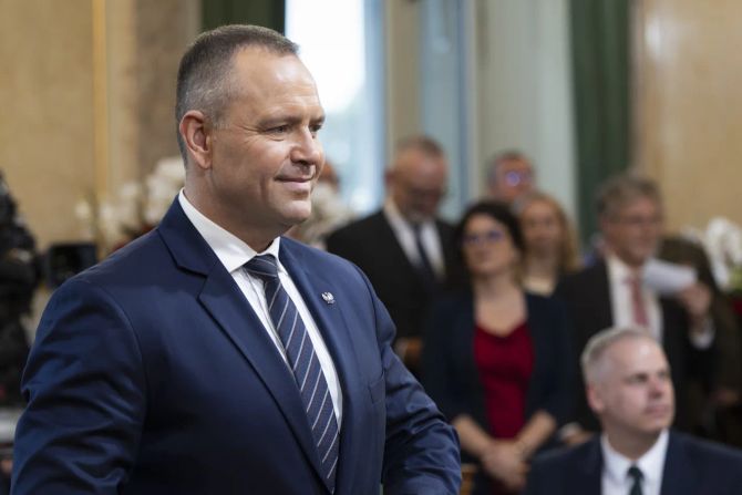 Karol Nawrocki