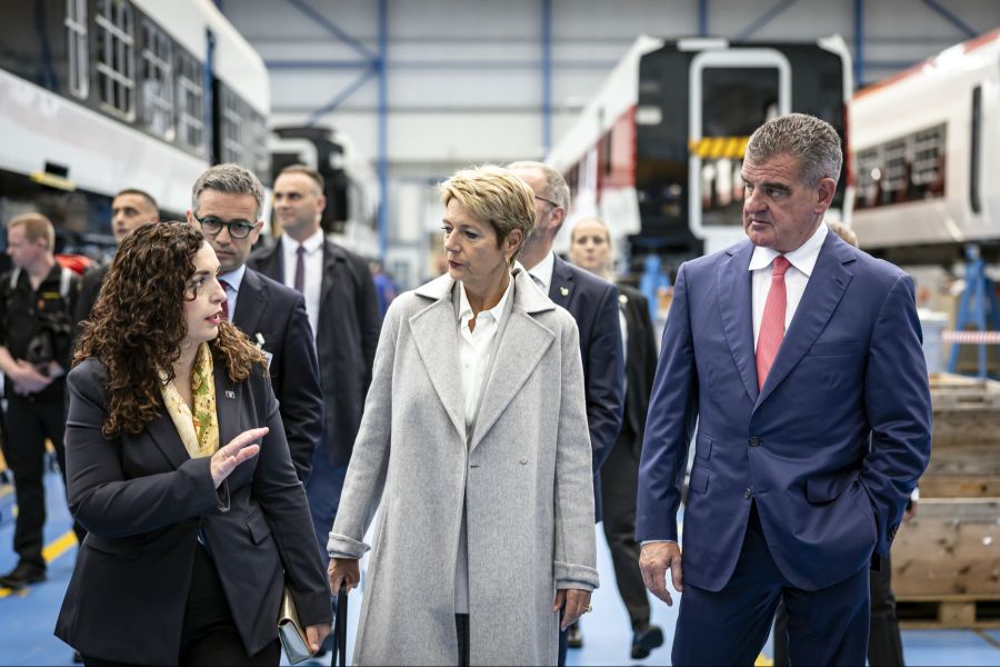 Ex-SVP-Nationalrat Peter Spuhler spricht sich öffentlich gegen die Initiative «Keine 10-Millionen-Schweiz» aus.