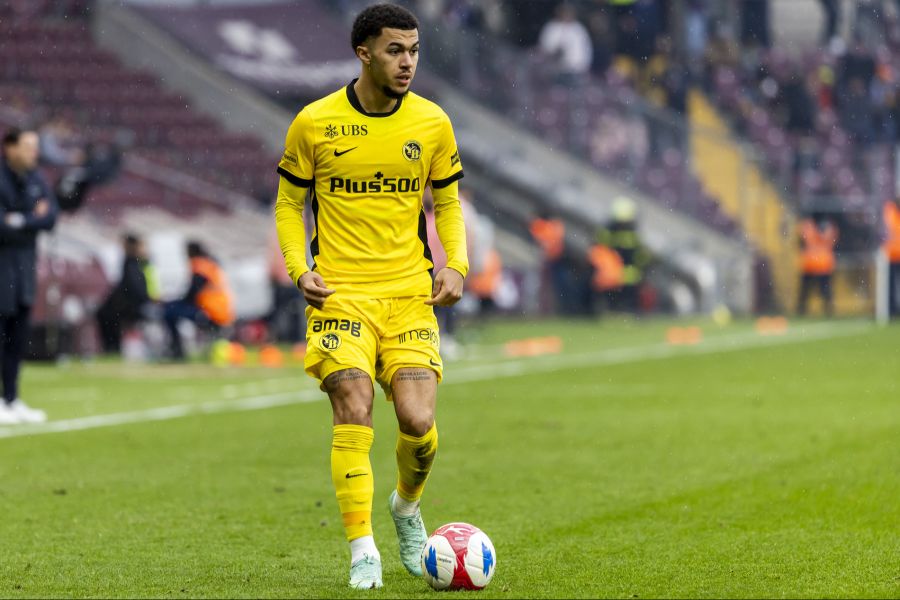 Ryan Andrews ist eigentlich der Rechtsverteidiger-Konkurrenz von Saidy Janko. Auch er könnte aber links spielen.