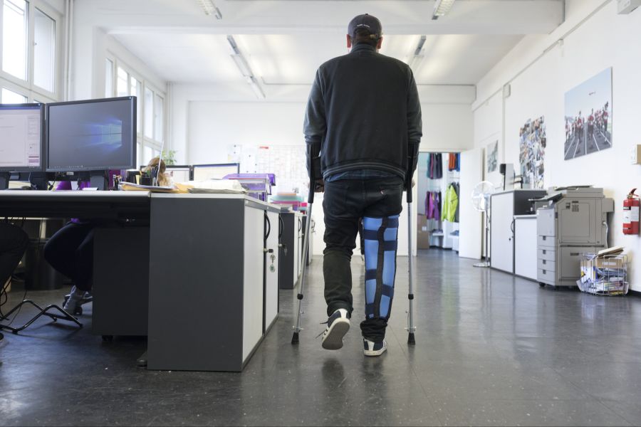 Unternehmen müssen jährliche Ausfälle von knapp 827'000 Arbeitstagen auffangen. (Symbolbild)