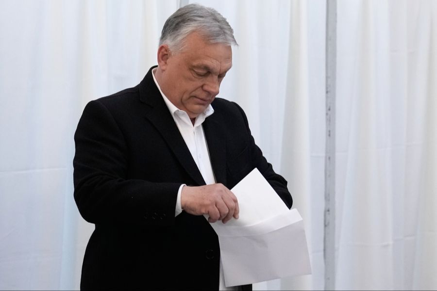 Orban verspricht Respekt fürs Wahlergebnis, Magyar warnt vor Betrug