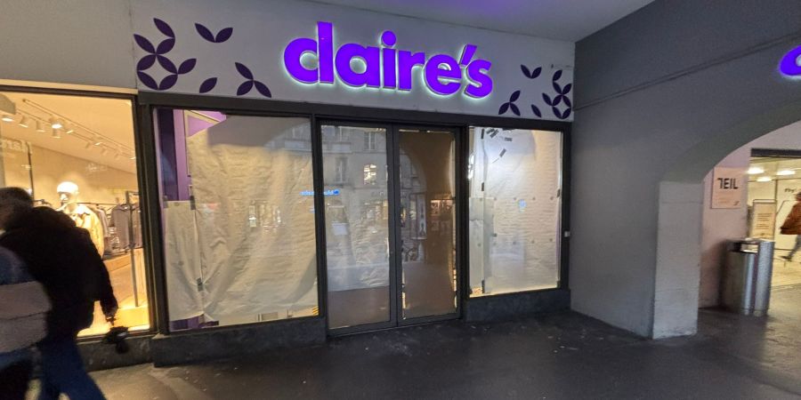 Claire's