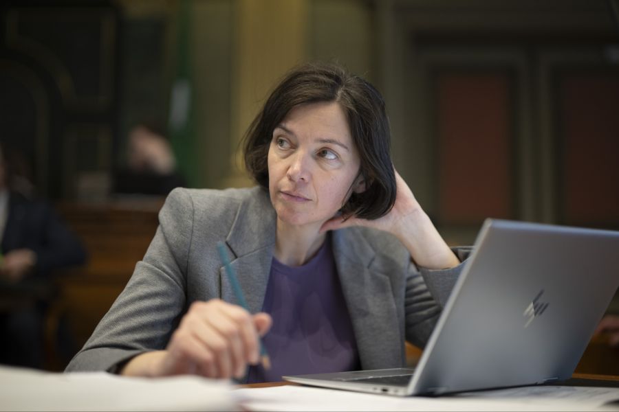 Die Bildungsdirektorin von St. Gallen, Bettina Surber (SP) spricht sich für eine nationale Regelung aus. (Archivbild)