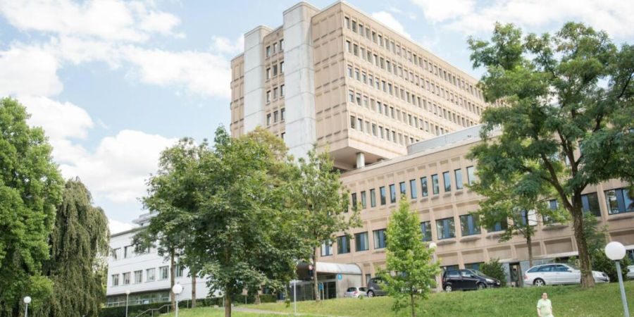 Im Aargau will der Regierungsrat das Spitalgesetz so ändern, dass der Kanton seine Aktien an den Spitalgesellschaften teilweise oder vollständig veräussern kann. Davon betroffen kön...