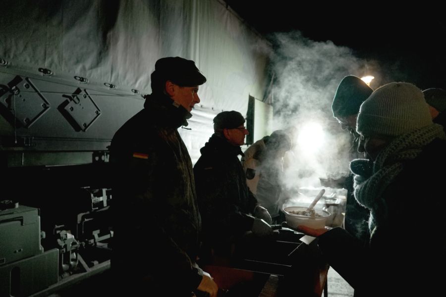 Am dritten Januar sorgt eine Meldung aus Berlin dafür, dass es einem kalt den Rücken herunterläuft. 45'000 Haushalte in Berlin sind nach einem Brandanschlag ohne Strom.