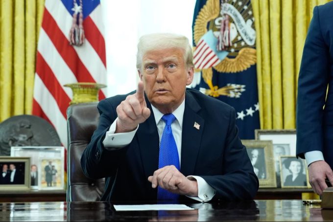 US-Präsident Donald Trump kündigt ein Verteidigungsprogramm an, in dessen Rahmen Boeing den F-47-Kampfjet der nächsten Generation für die US-Luftwaffe entwickelt. f 47 boeing