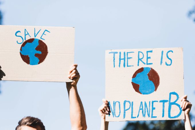 Die «Earth Hour» 2025 soll ein Zeichen für den Klimaschutz setzen. (Symbolbild) «Earth Hour» 2025