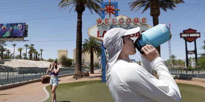 Las Vegas leider unter früher Hitze. Las Vegas