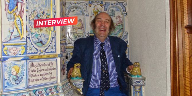 Der heute 77-jährige Jürg Johner froh gelaunt im Bürgerratszimmer - zVg