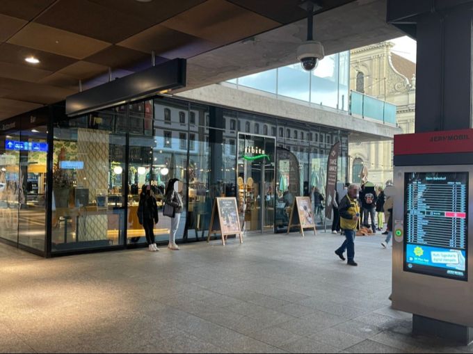 Das Tibits im Bahnhof Bern. tibits
