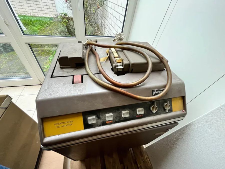 enkel computer keller