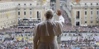 Papst Leo XIV - Peruanischer Priester zum Privatsekretär ernannt Papst Leo XIV - Peruanischer Priester zum Privatsekretär ernannt