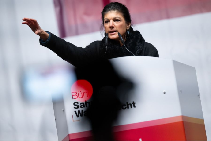 28 Prozent würde ihre Stimme dem Bündnis Sahra Wagenknecht geben, acht Prozent würden zur Union gehen.
