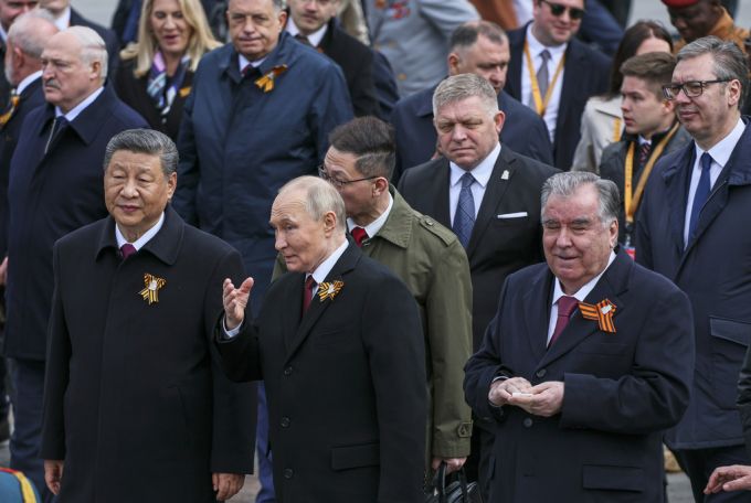Alexander Lukaschenko besuchte wie auch Xi Jinping die Siegesparade von Wladimir Putin. lukaschenko