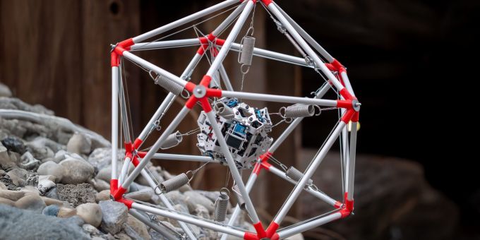 Prototyp des von ETH-Studierenden entwickelten Roboters Serenity, der eines Tags im All zum Einsatz kommen könnte. Schweizer Technologie