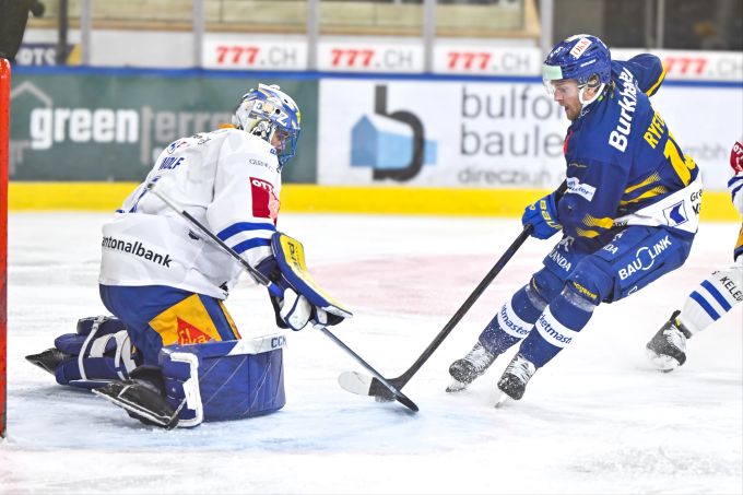 Der HC Davos setzt sich knapp gegen den EV Zug durch. HC Davos EV Zug