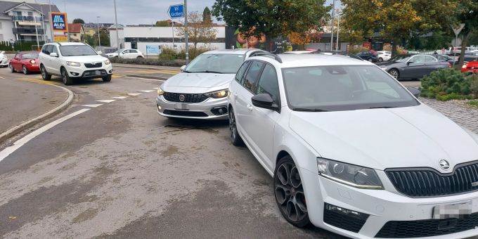 Bazenheid SG: Alkoholisiert Verkehrsunfall verursacht. Bazenheid SG
