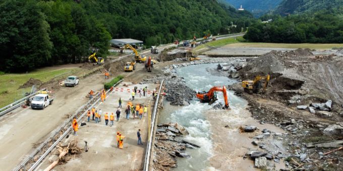 Wegen kaputter A13 - Jetzt droht eine Blechlawine am Lötschberg