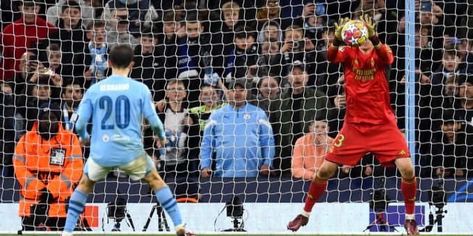 Silva vergibt Elfer - Sind City-Fans Schuld am Ausscheiden ihres Teams?