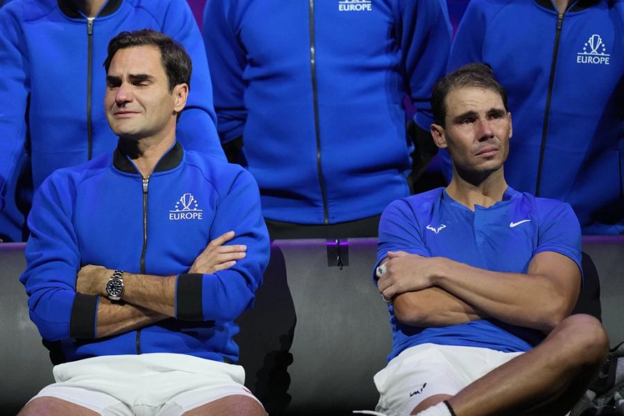 Unvergessen bleiben seine Tränen zusammen mit Rafa Nadal bei seinem Abschiedsspiel am Laver Cup.