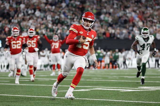 Patrick Mahomes und die Chiefs überzeugen in der NFL derzeit nur bedingt. NFL