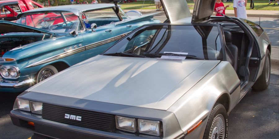 Delorean DMC12