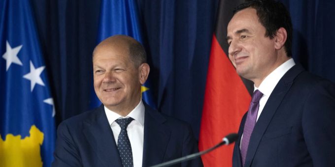 Der deutsche Bundeskanzler Olaf Scholz und der kosovarische Ministerpräsident Albin Kurti. Olaf Schol