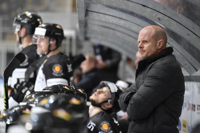 Toni Söderholm ist seit 2019 Bundestrainer der deutschen Eishockey-Nationalmannschaft. (Archivbild) deutscher eishockey-bund