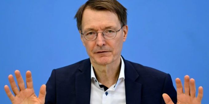 Gesundheitsminister Karl Lauterbach (SPD) Gesundheitsminister Karl Lauterbach (SPD)