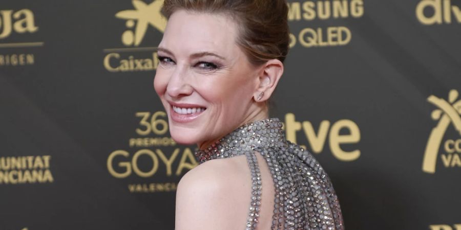 ARCHIV - Cate Blanchett, Schauspielerin aus Australien, kommt zu einer Award-Verleihung. Foto: Jose Breton/AP/dpa